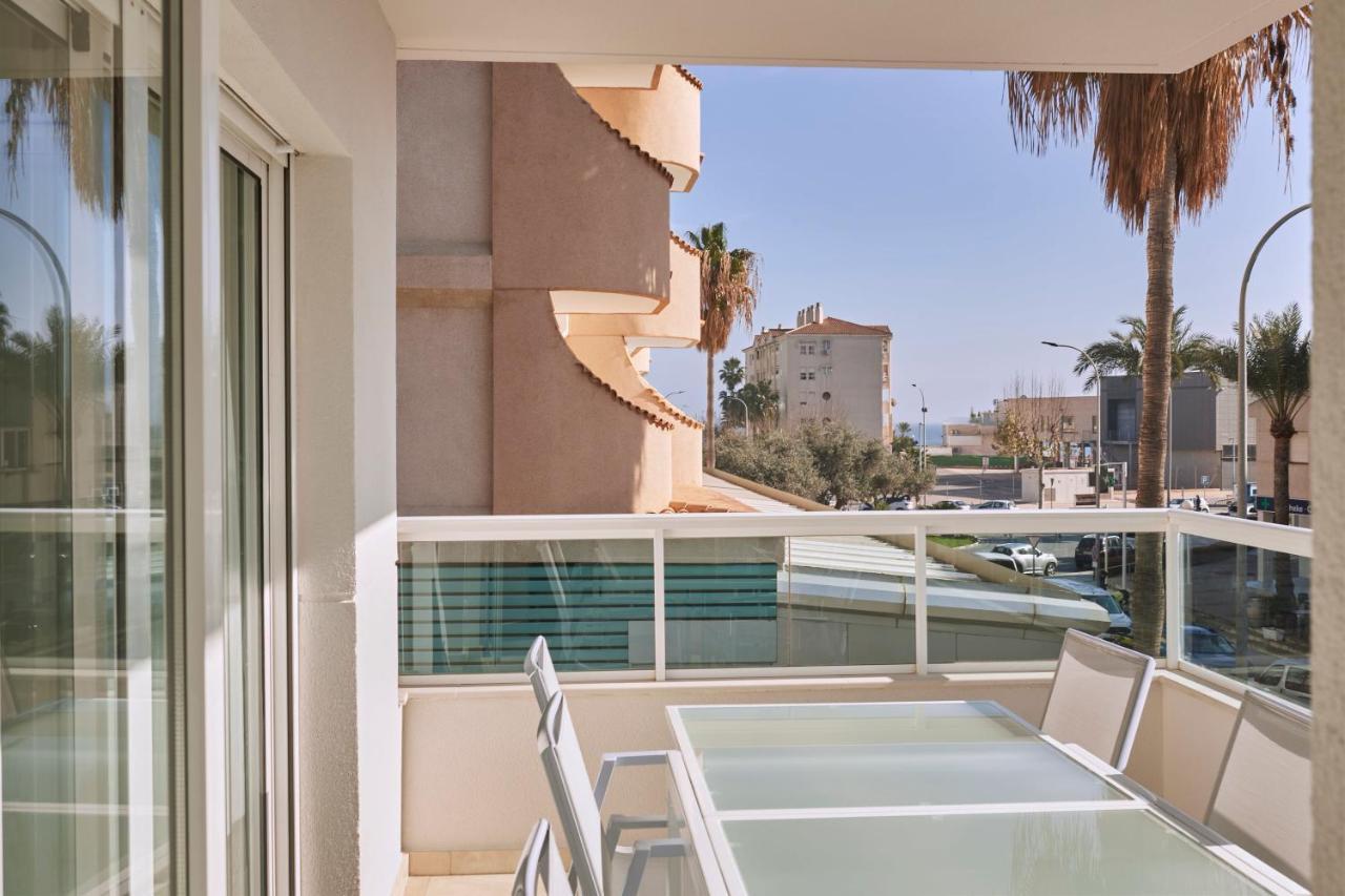 Bright Sunny Albir Beach Apartment Альбир Экстерьер фото